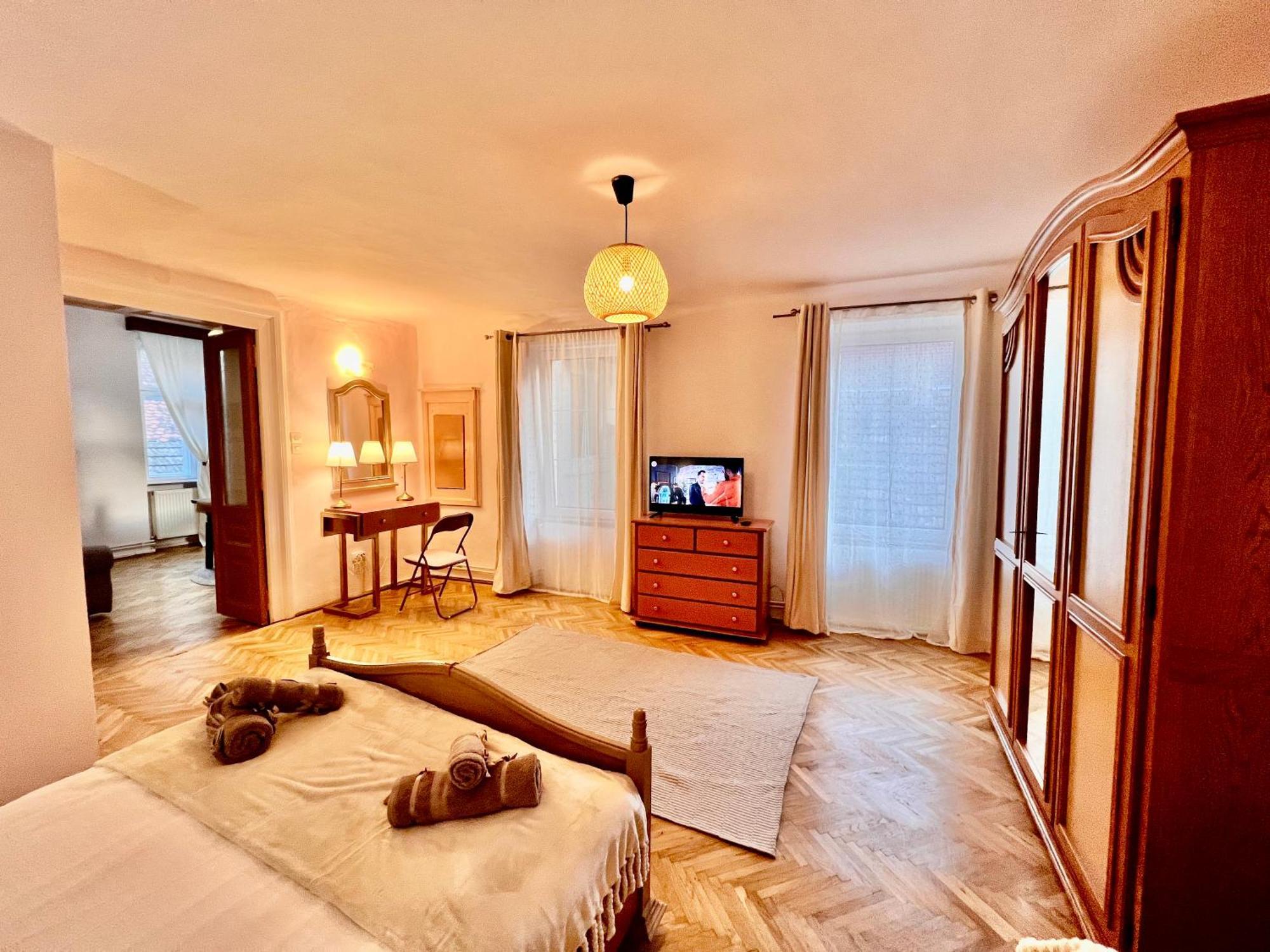 Old Town City Center Apartments Brasov Exterior photo